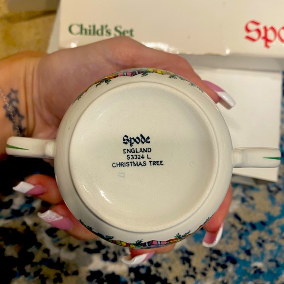 Spode Christmas Tree Child’s set new in box - Picture 2 of 3